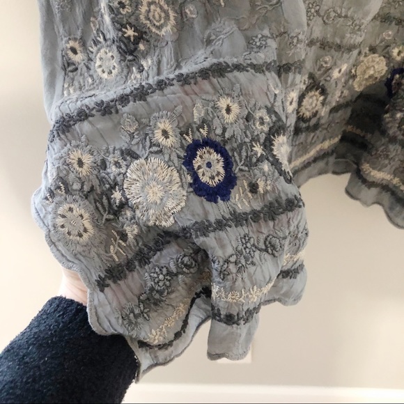 Johnny Was Embroidered floral tunic top grey XL - Picture 5 of 7
